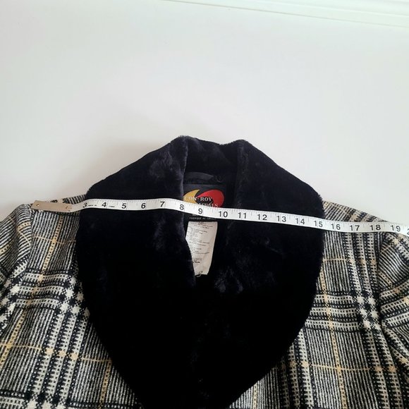 Vintage 50s 60s Con-Roy Casuals gray plaid wool man coat black faux fur collar. - Picture 9 of 12